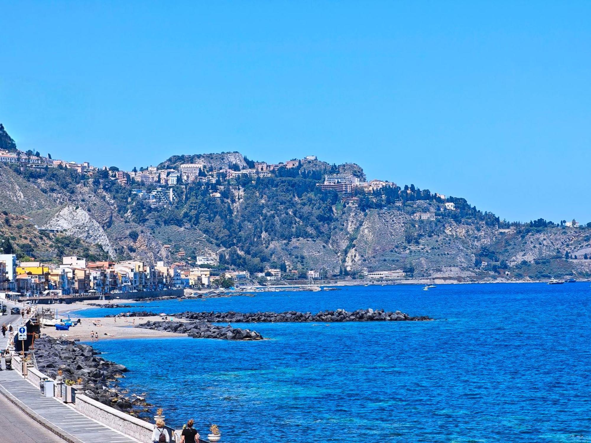 Super Panorama & Astonishing Apartment Seaview Giardini Naxos Exterior photo